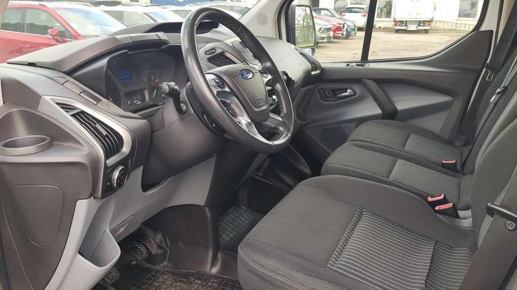 Ford Transit | 18