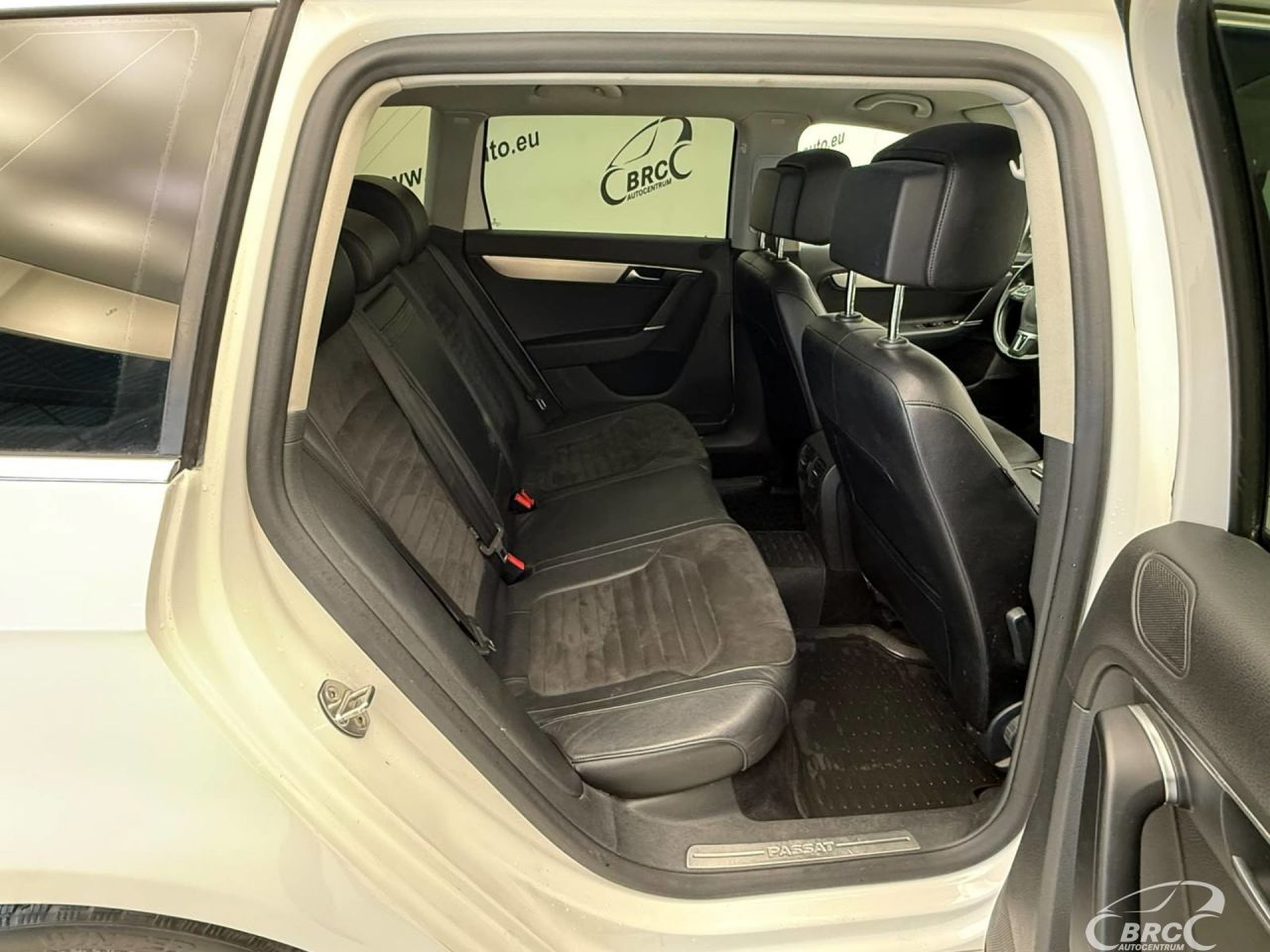 Volkswagen Passat | 15