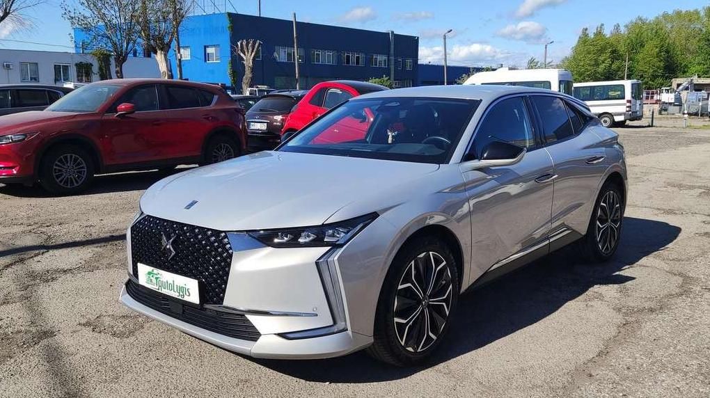 DS Automobiles DS4 | 5