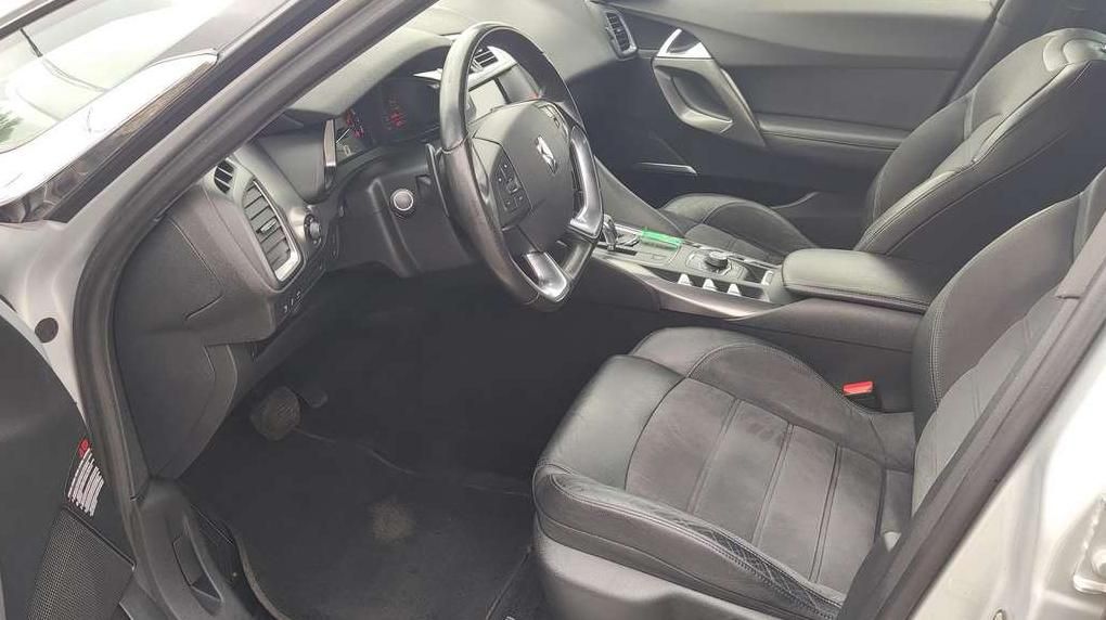 Citroen DS5 | 12