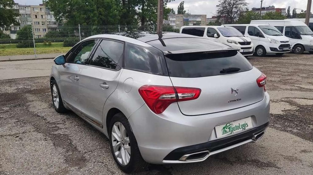 Citroen DS5 | 10