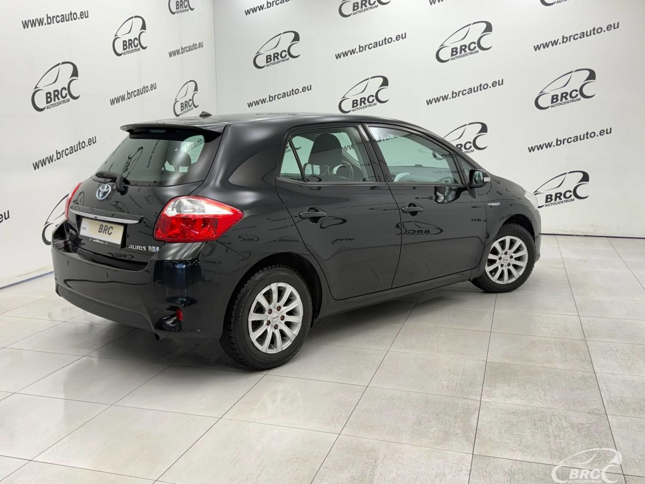 Toyota Auris | 1