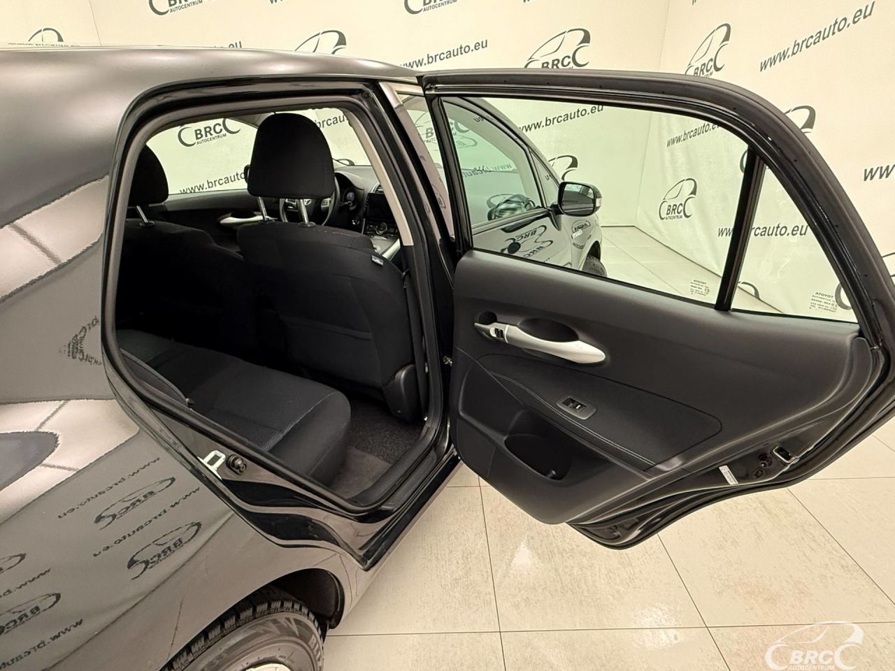 Toyota Auris | 7