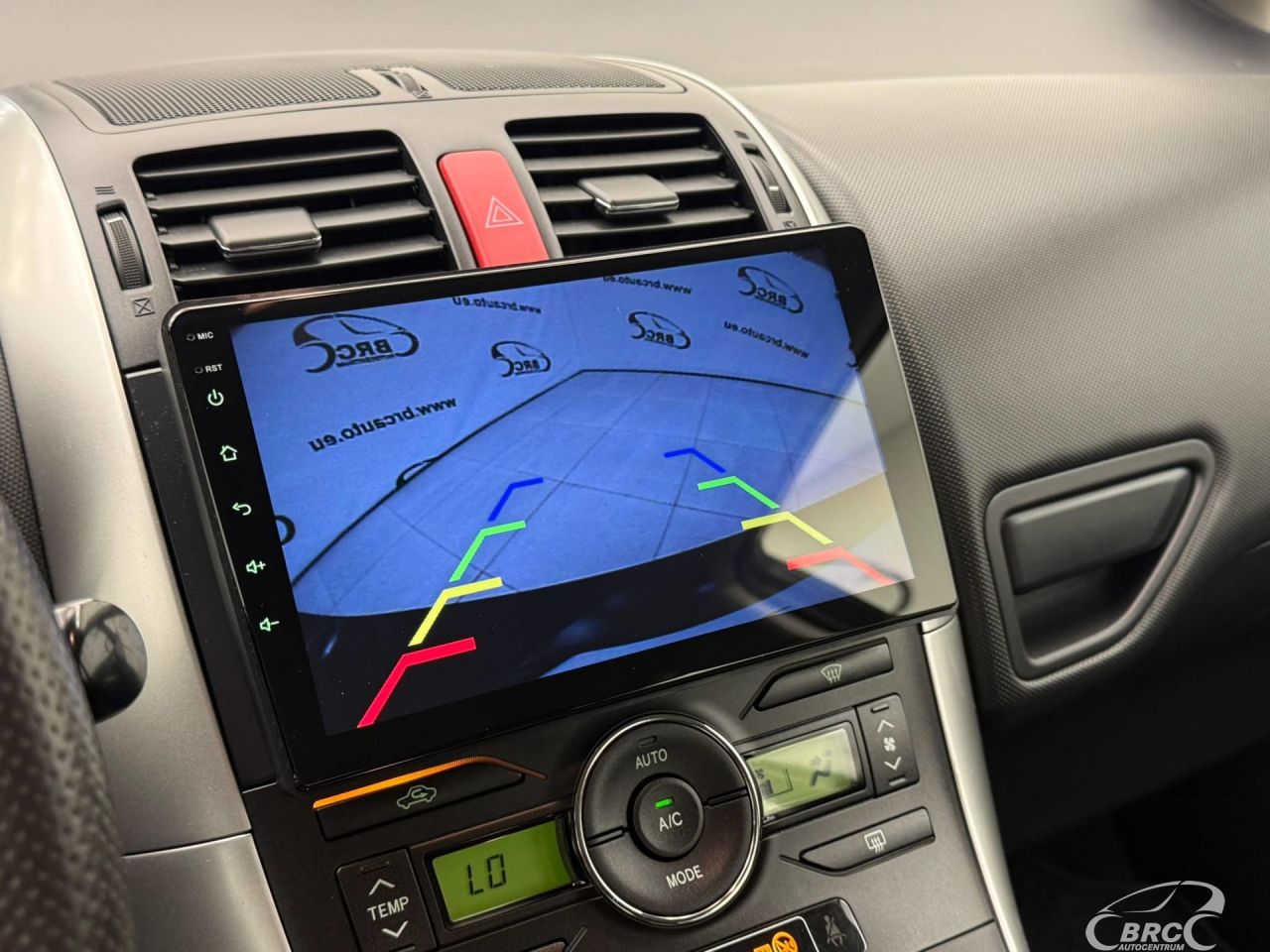 Toyota Auris | 10