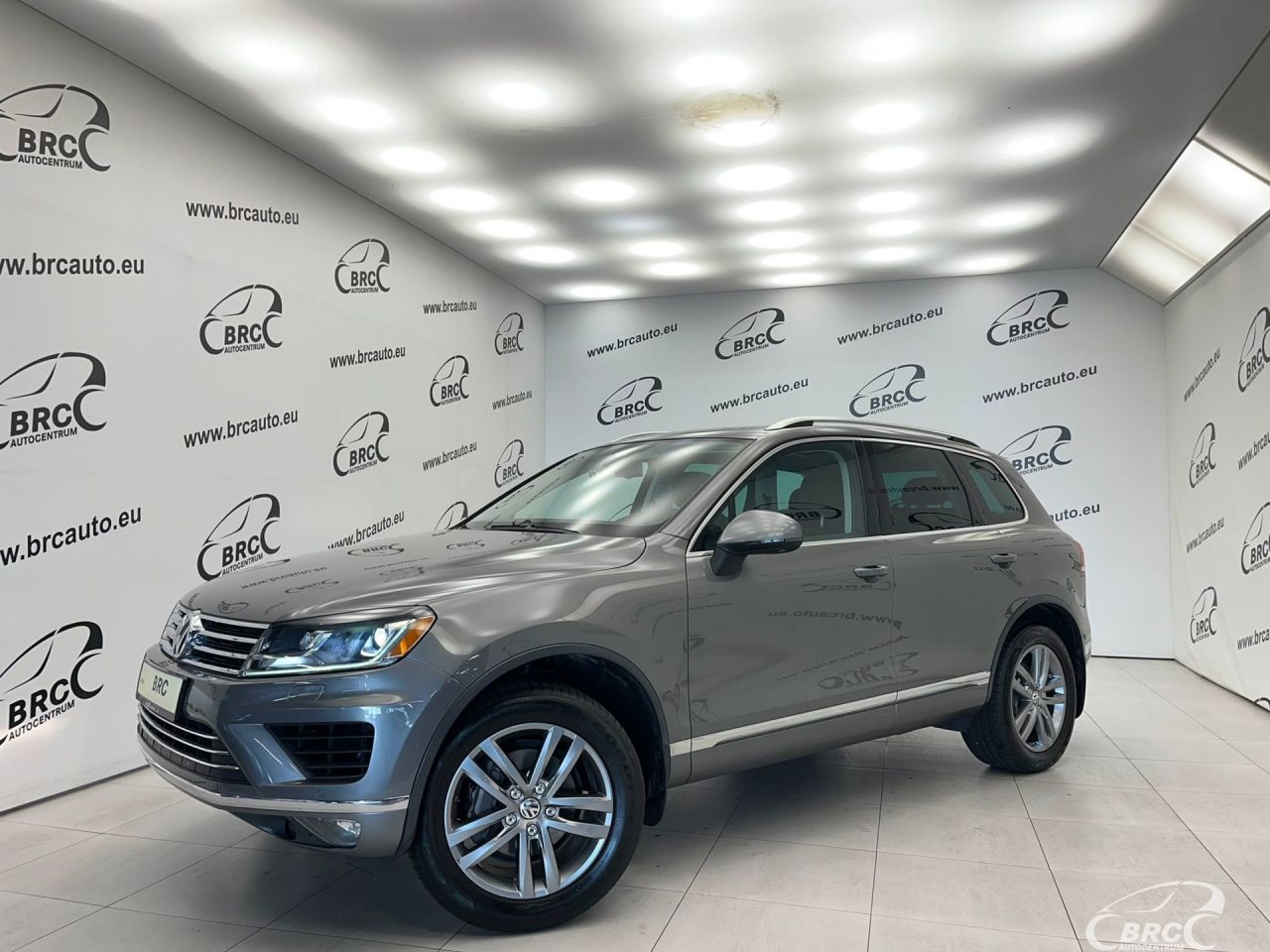 Volkswagen Touareg | 1