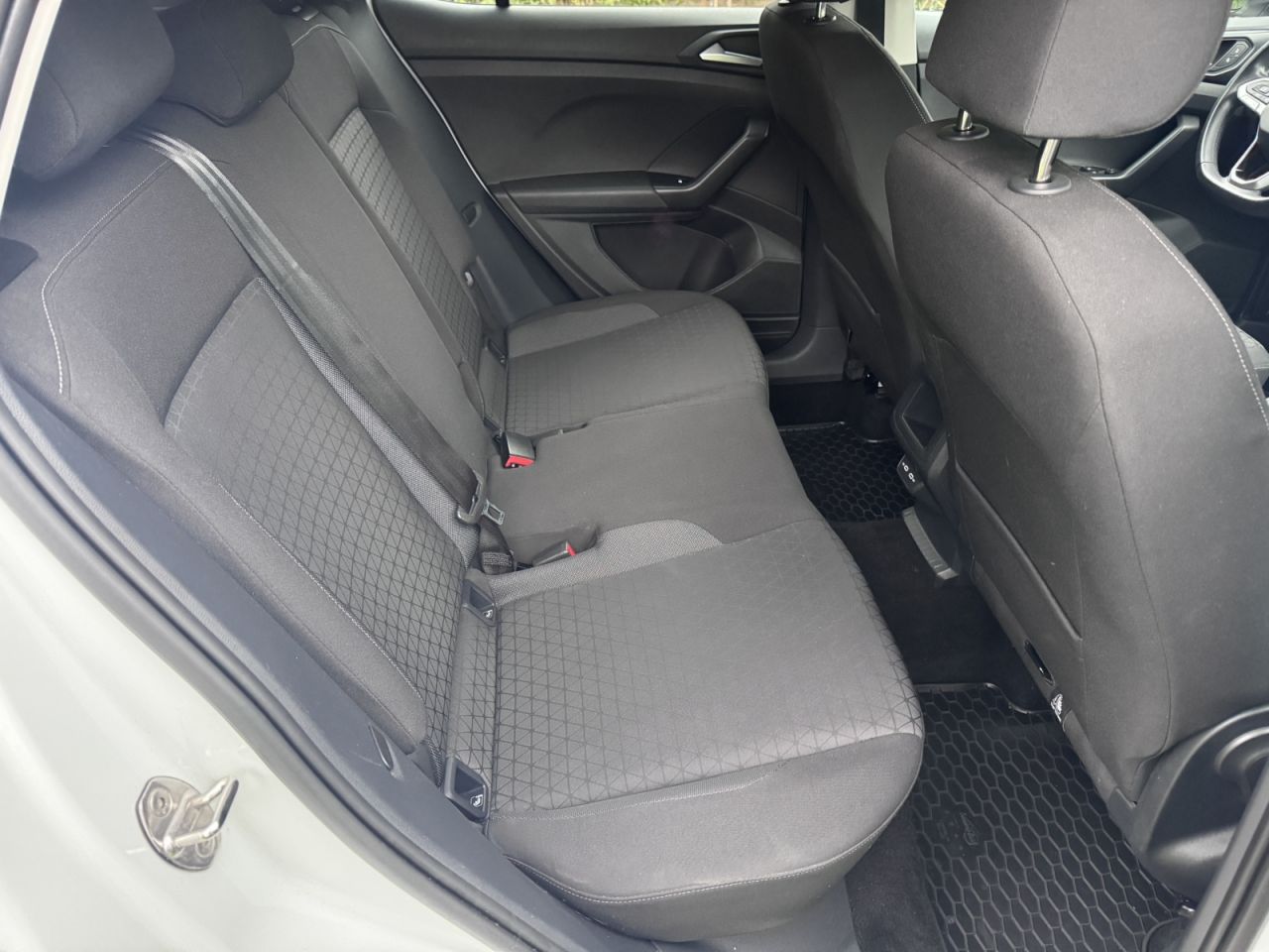 Volkswagen T-Cross | 6