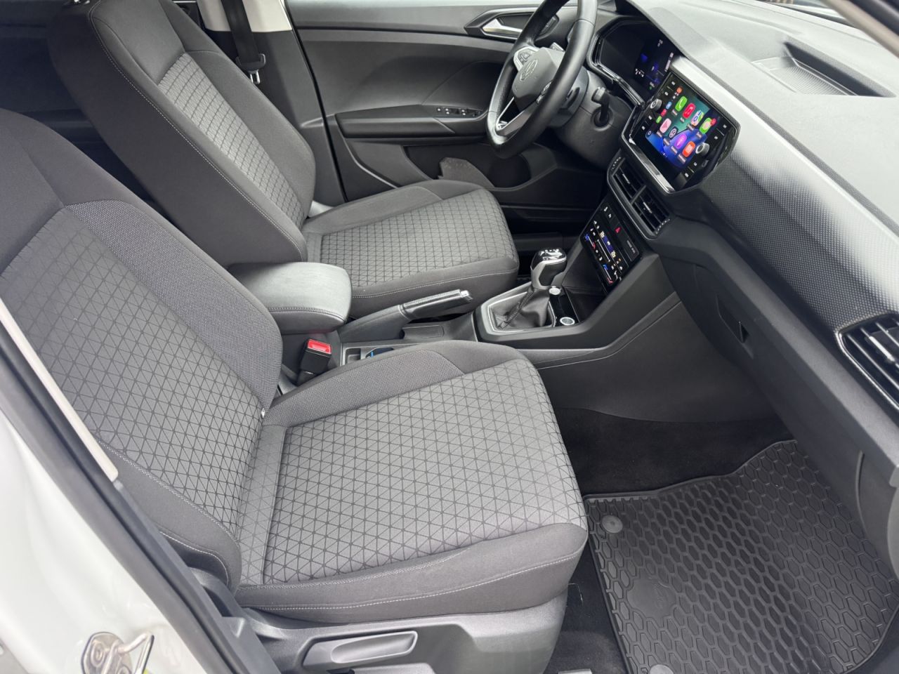 Volkswagen T-Cross | 5