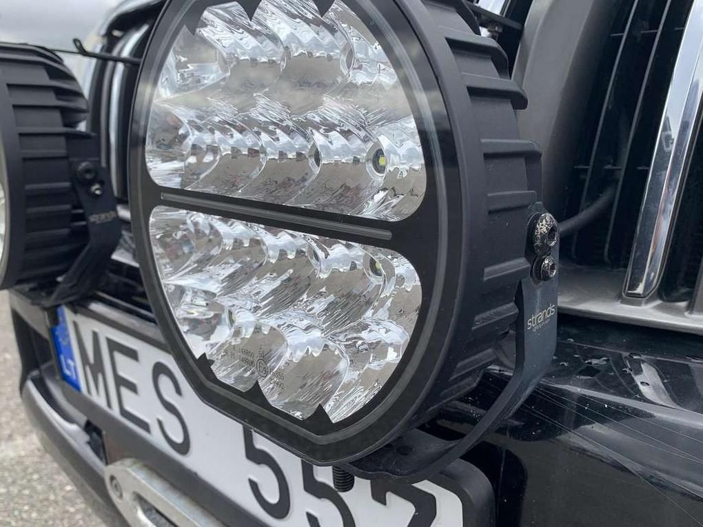 Toyota Land Cruiser | 18