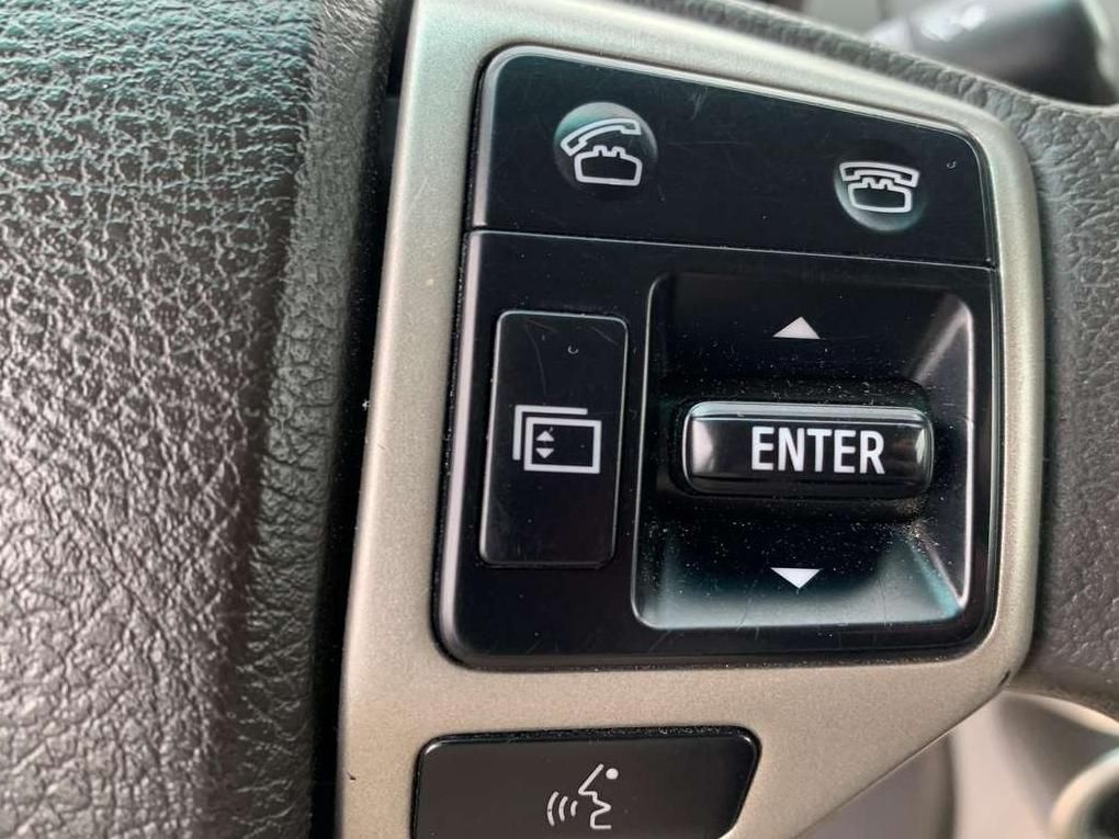 Toyota Land Cruiser | 12