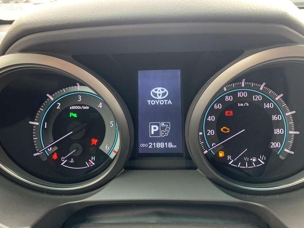 Toyota Land Cruiser | 9