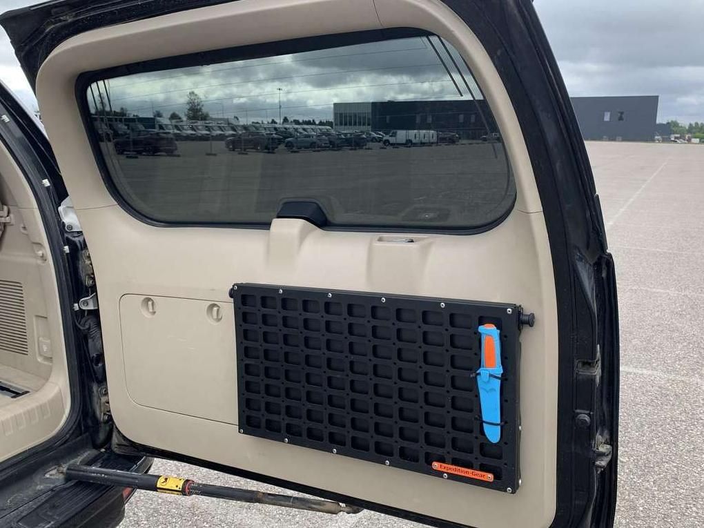 Toyota Land Cruiser | 16