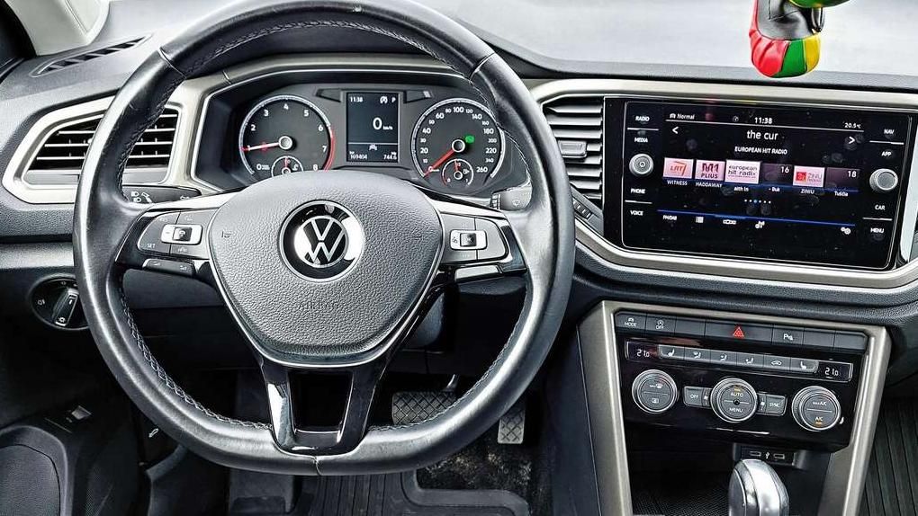 Volkswagen T-Roc | 19