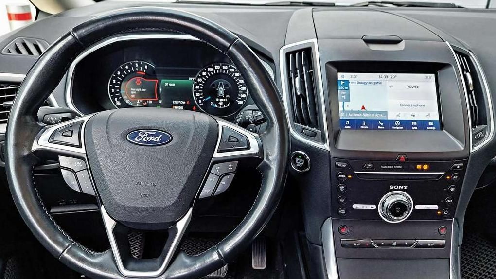 Ford Galaxy | 21