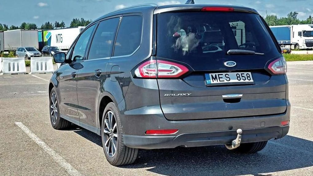 Ford Galaxy | 4