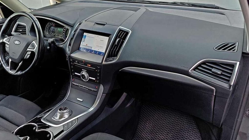 Ford Galaxy | 15