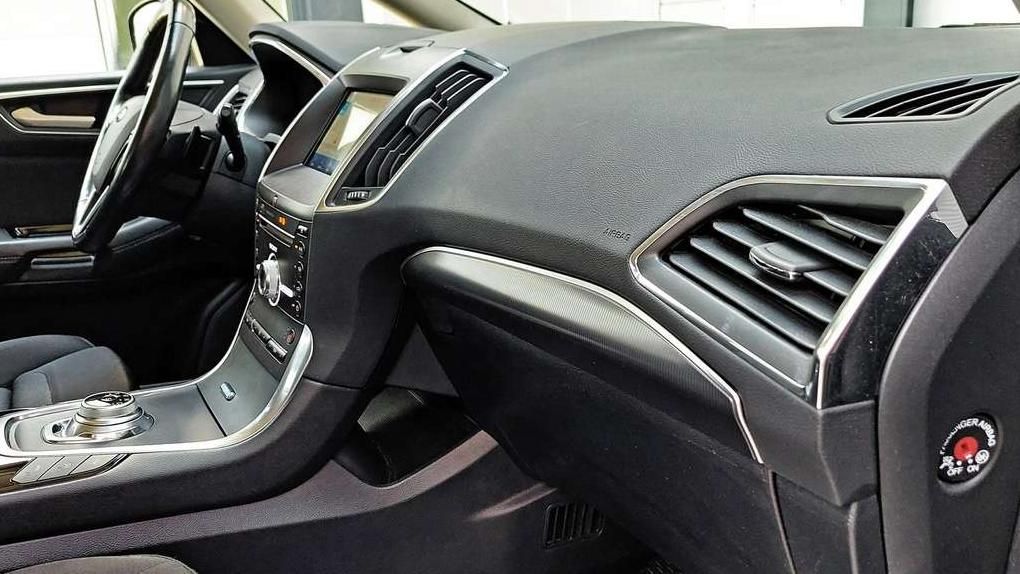 Ford Galaxy | 17