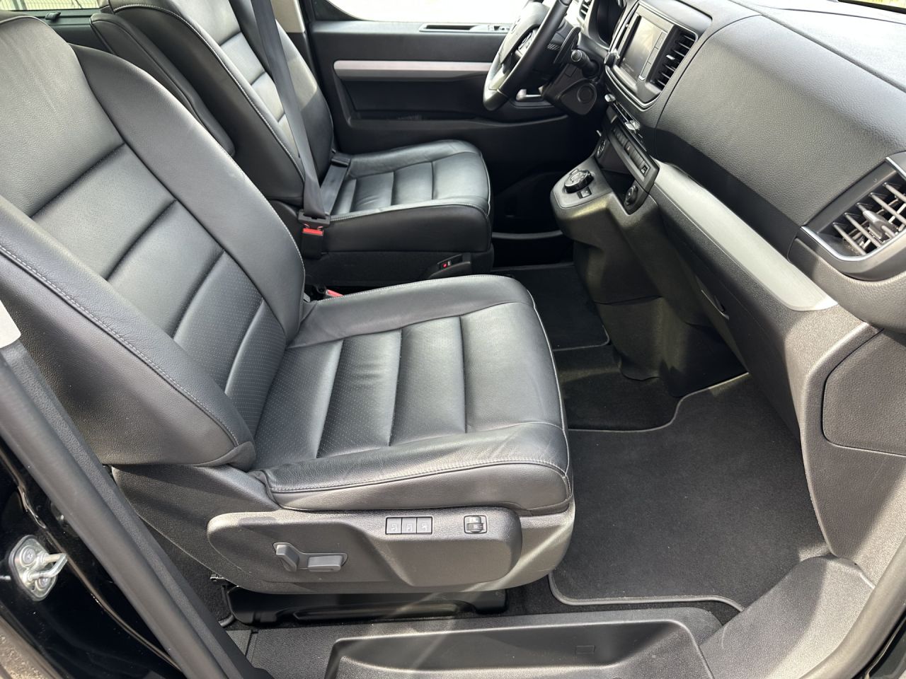 Toyota Proace | 3