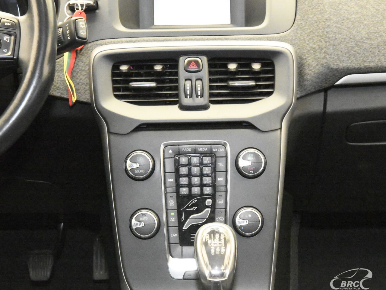 Volvo V40 | 15