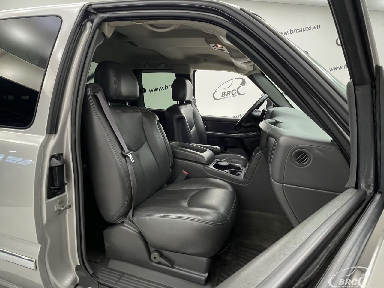GMC Sierra | 6