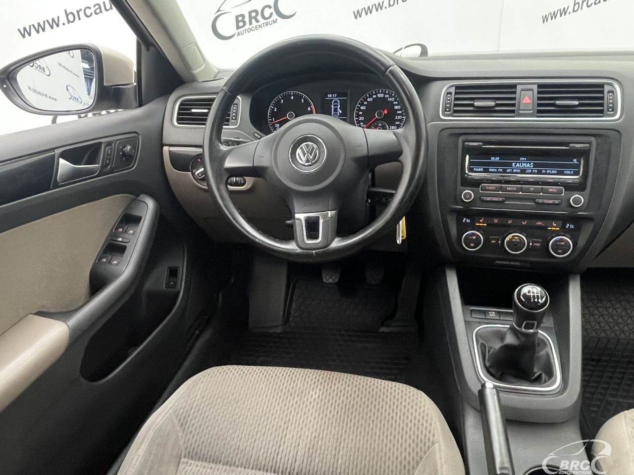 Volkswagen Jetta | 12