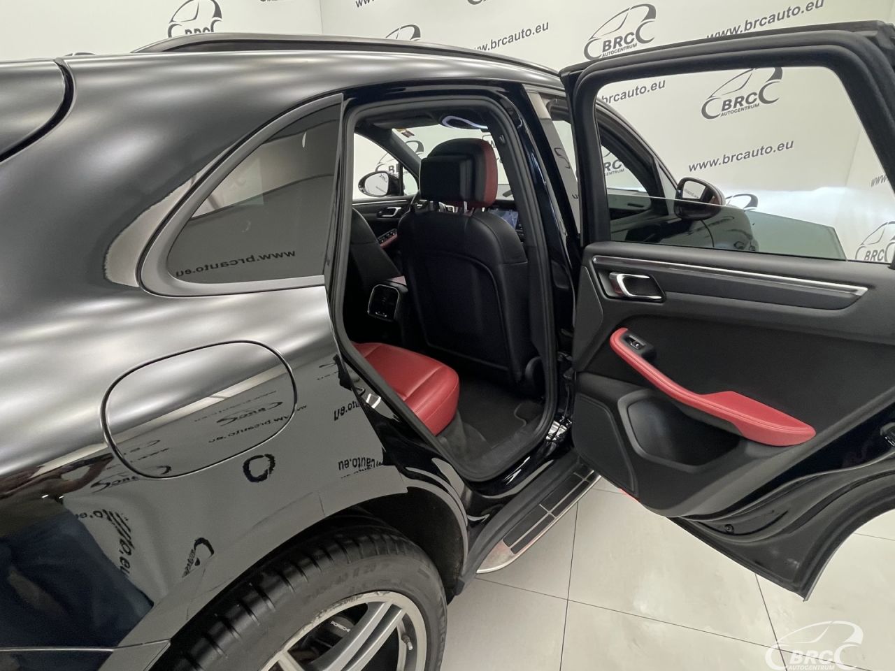Porsche Macan | 12