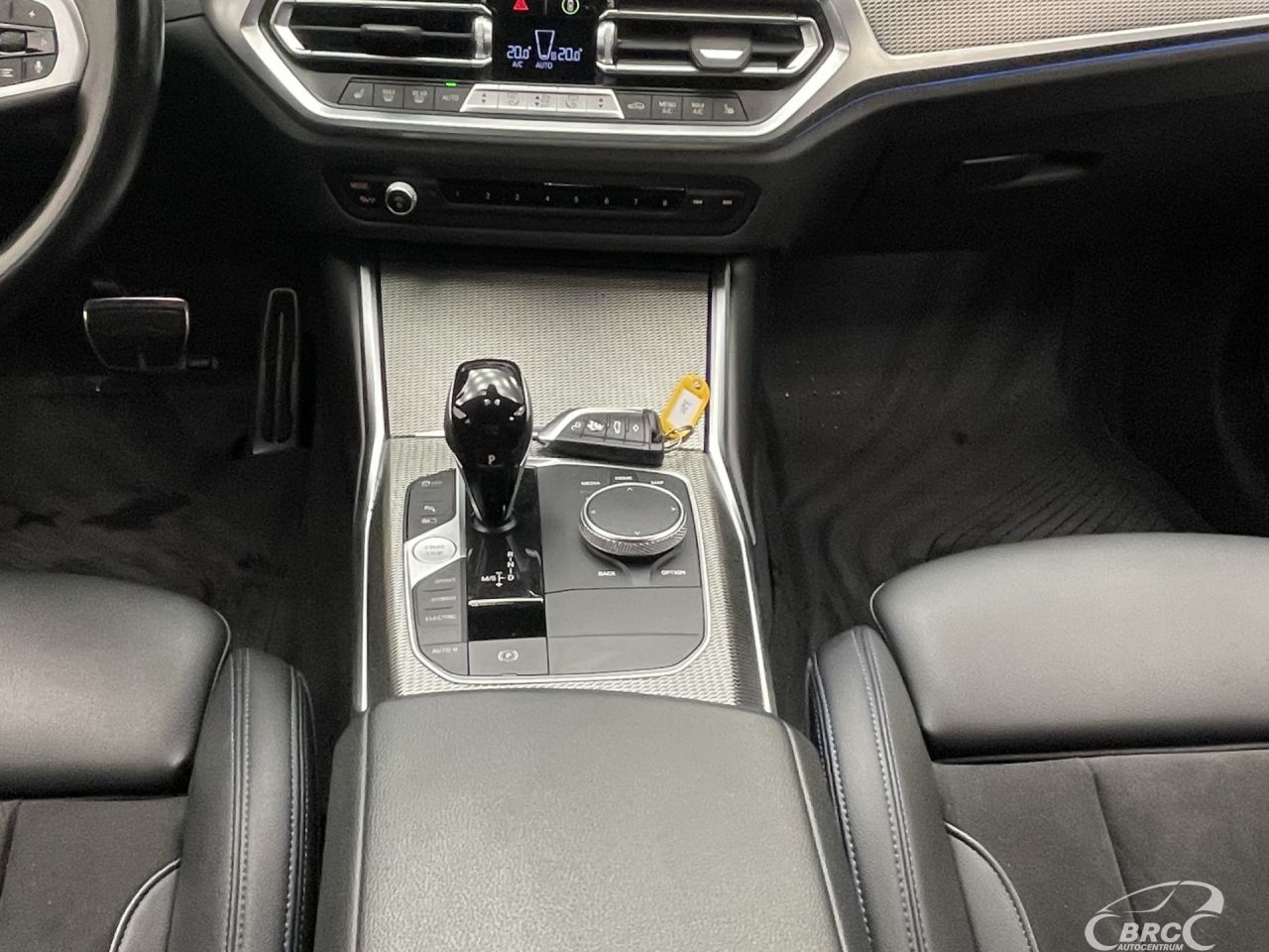 BMW 330 | 17