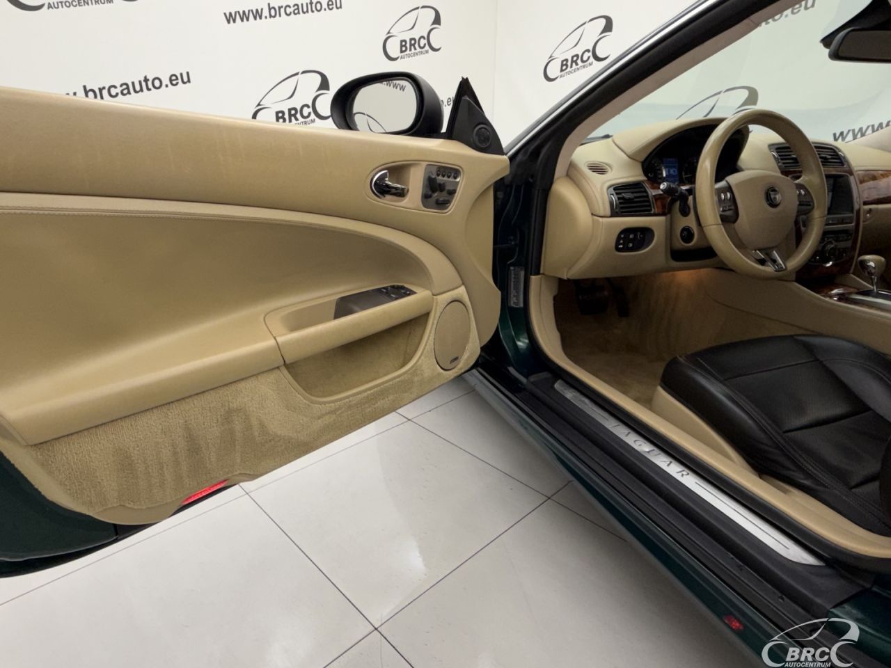 Jaguar XKR | 18