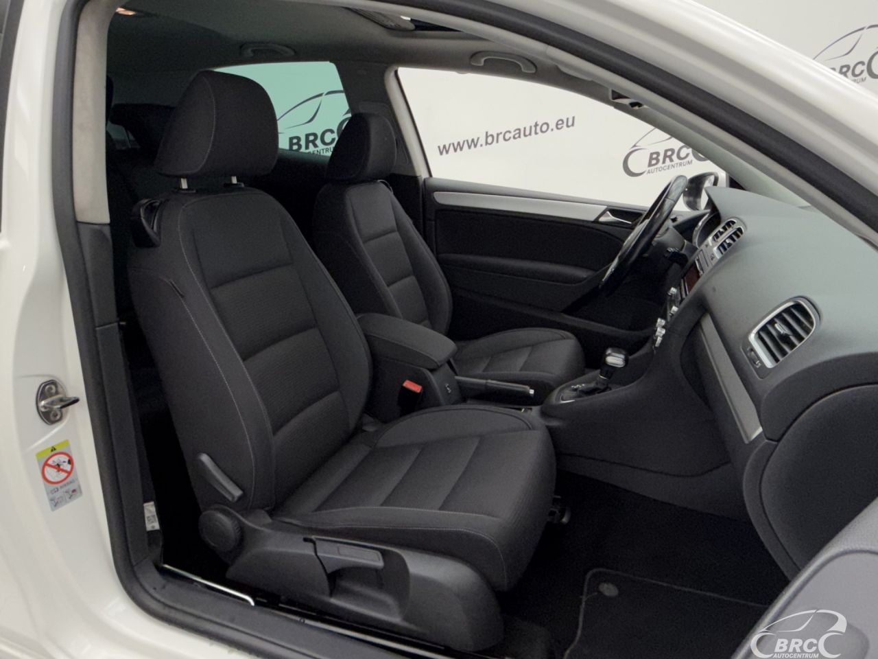 Volkswagen Golf | 6