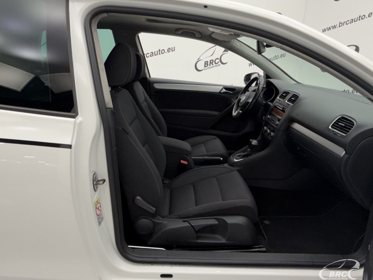 Volkswagen Golf | 3