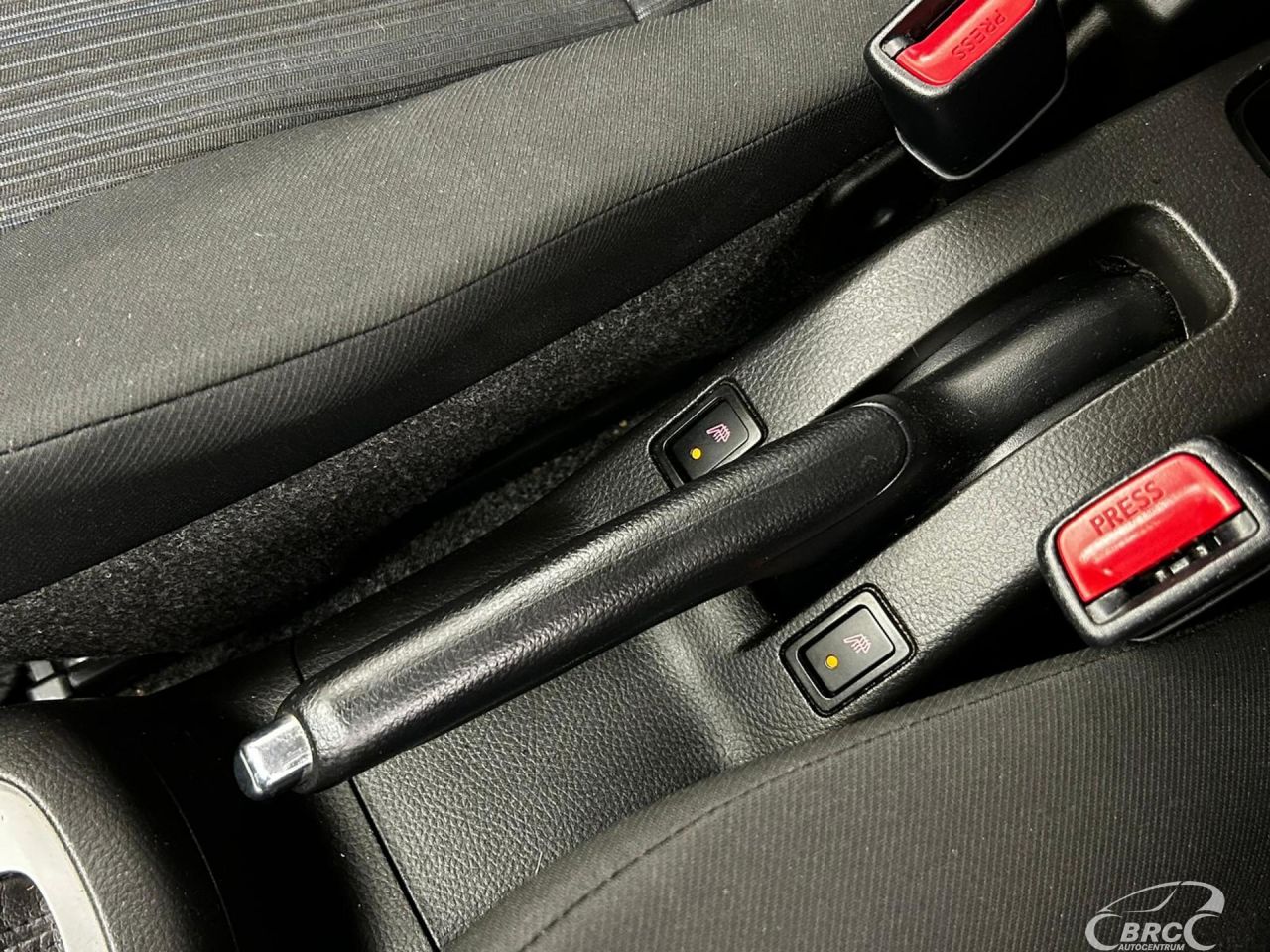 Suzuki Swift | 19