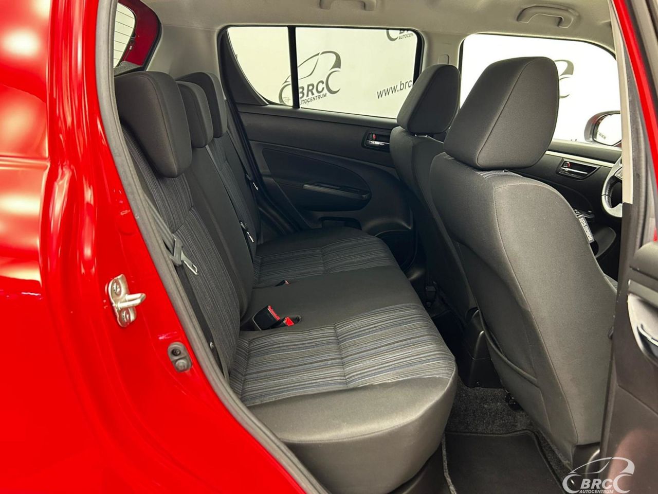Suzuki Swift | 16
