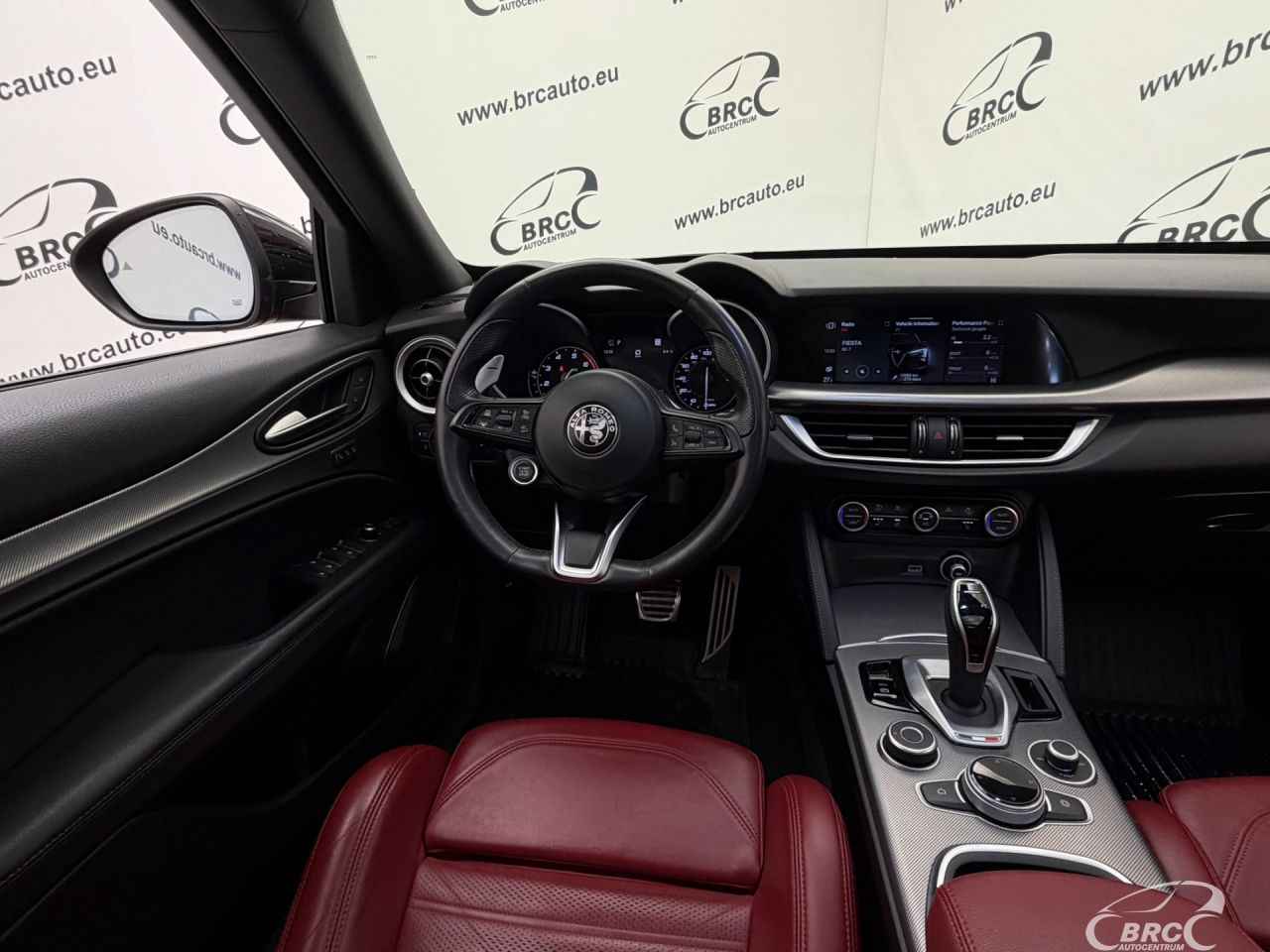 Alfa Romeo Stelvio | 16