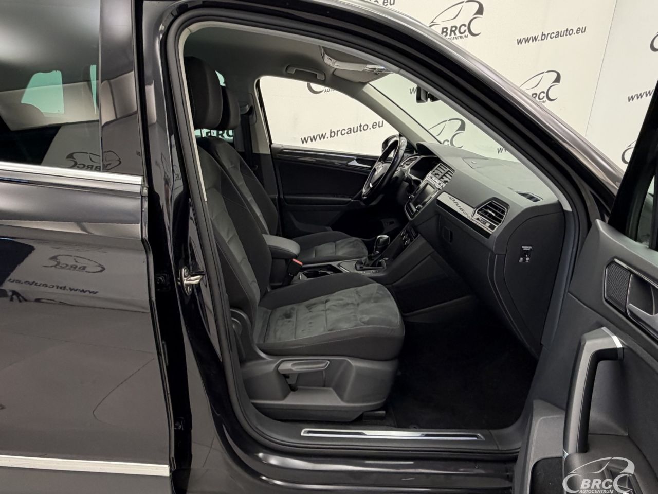 Volkswagen Tiguan | 3