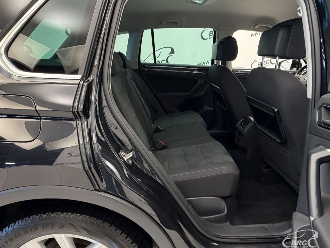 Volkswagen Tiguan | 8