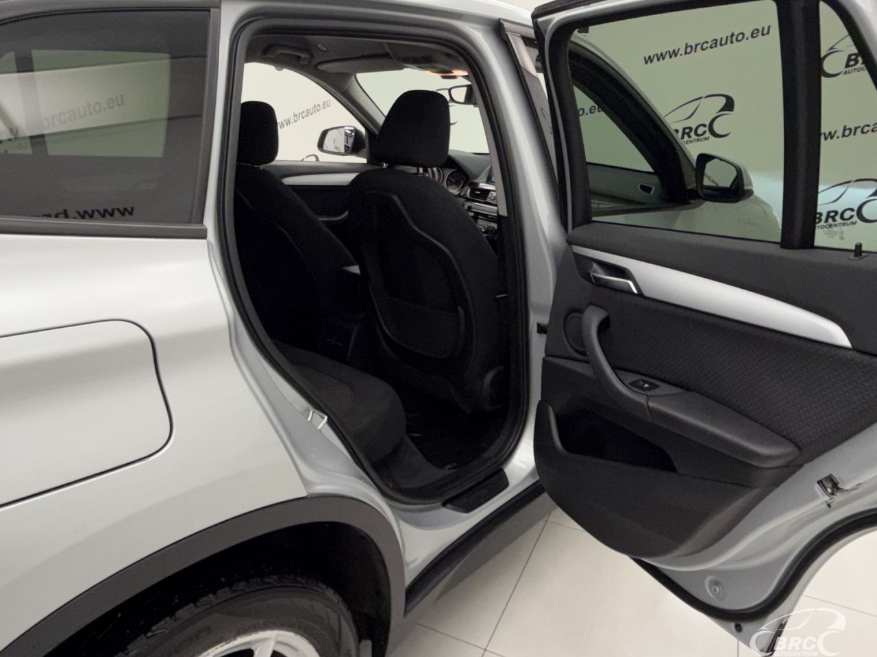 BMW X1 | 11