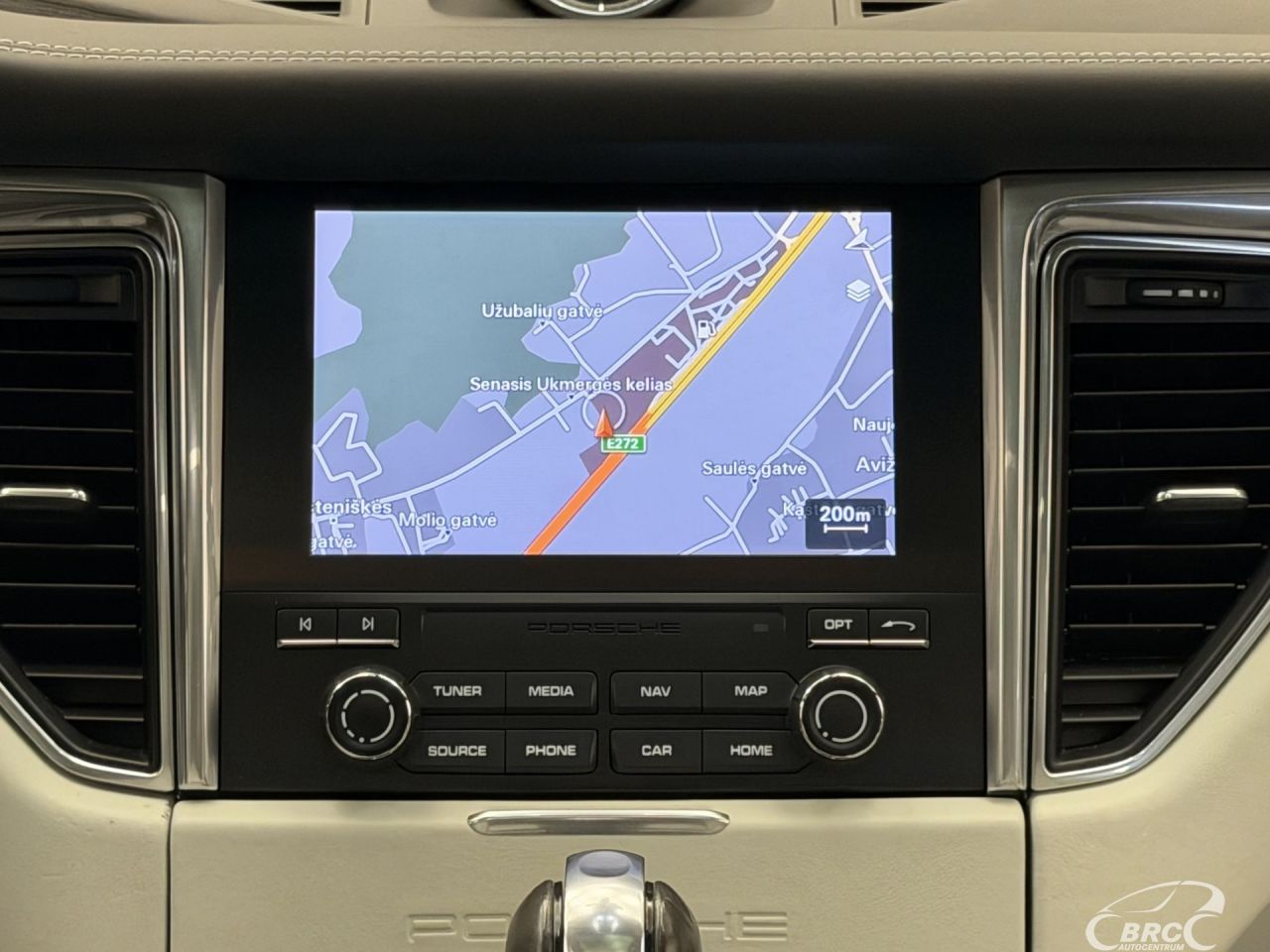 Porsche Macan | 16