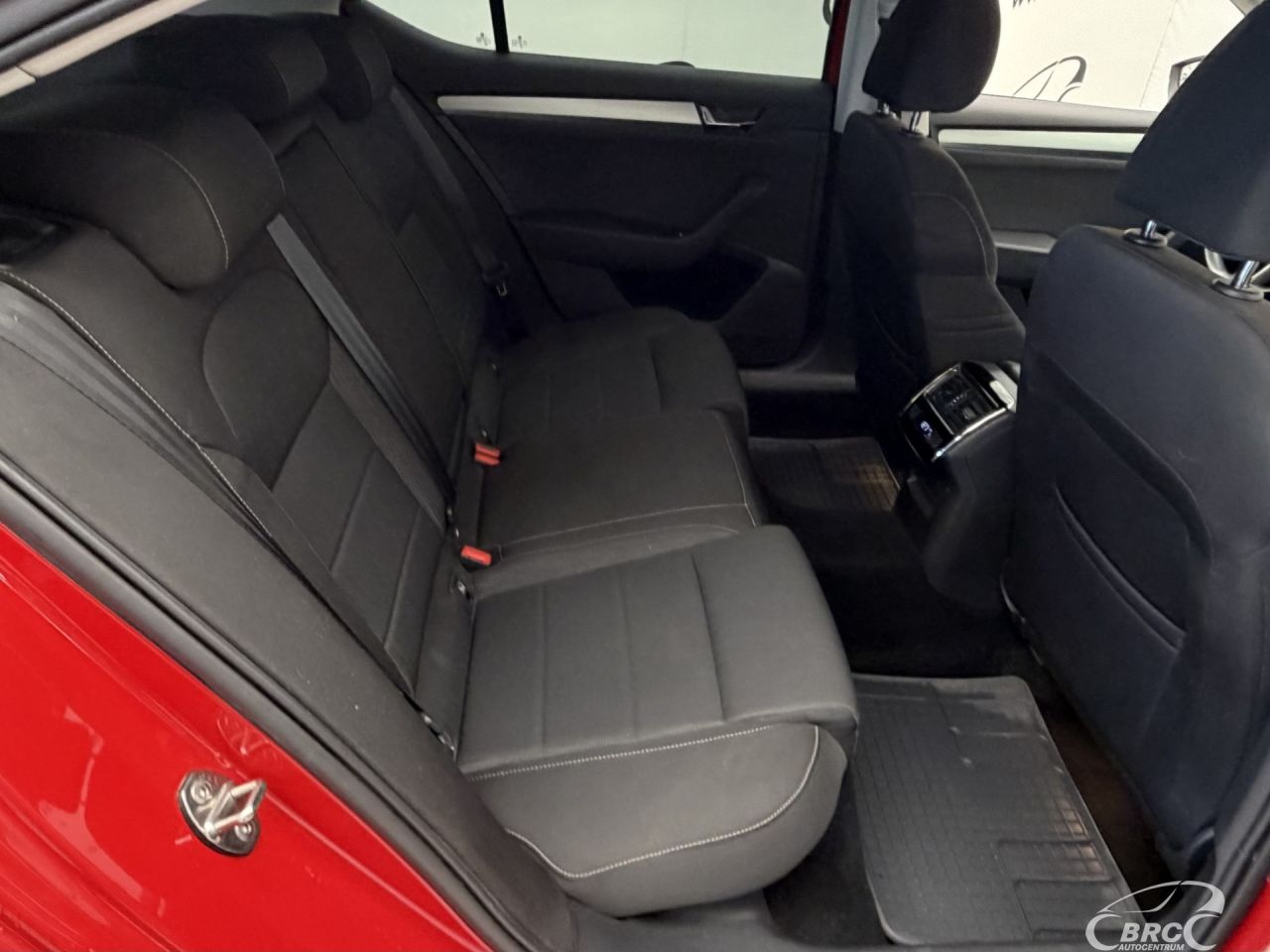 Skoda Superb | 9