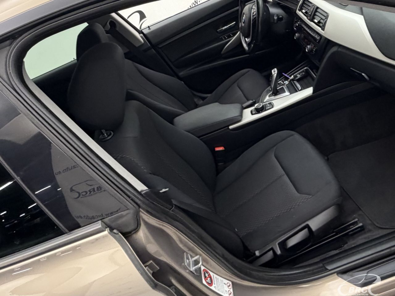 BMW 320 | 4