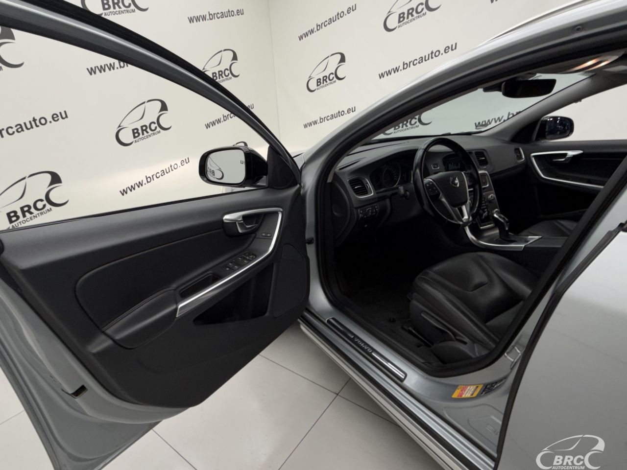 Volvo V60 | 17