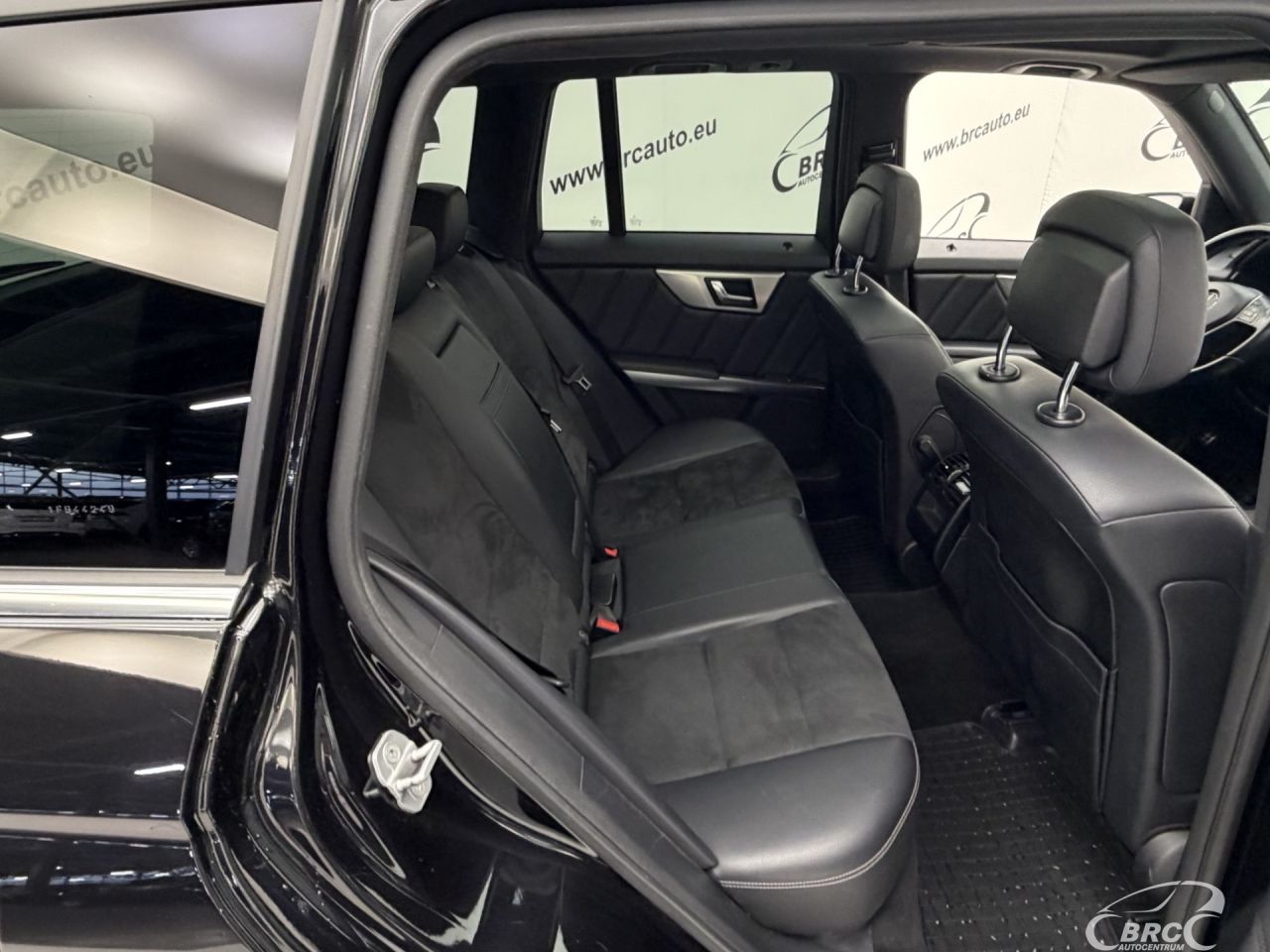 Mercedes-Benz GLK220 | 9