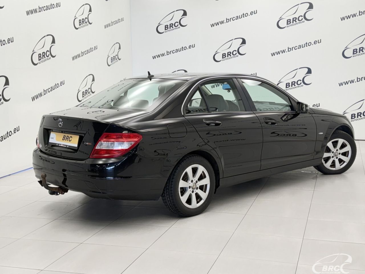 Mercedes-Benz C180 | 1