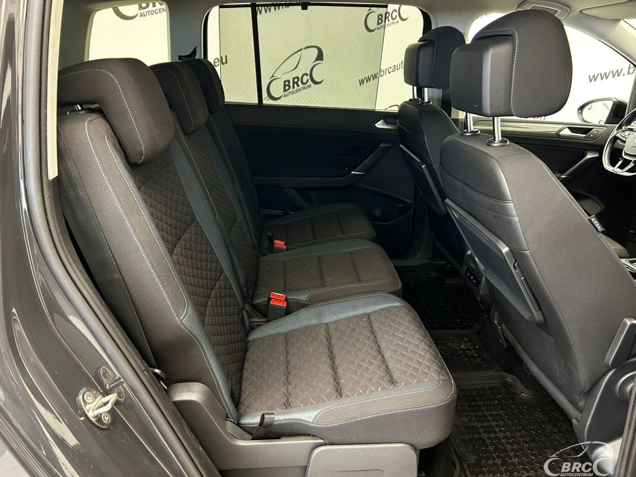Volkswagen Touran | 8