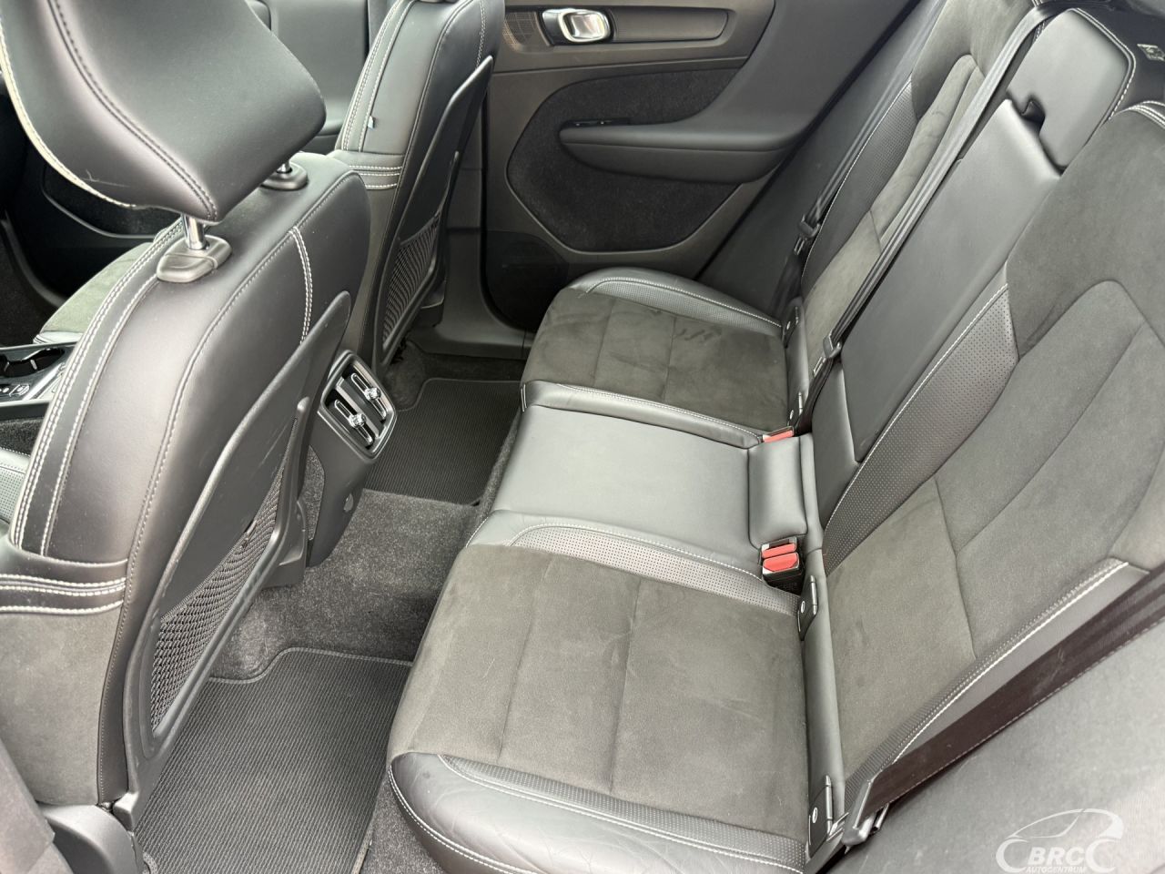 Volvo XC40 | 15