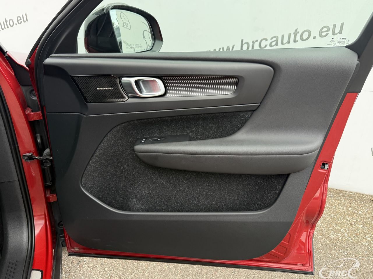 Volvo XC40 | 6