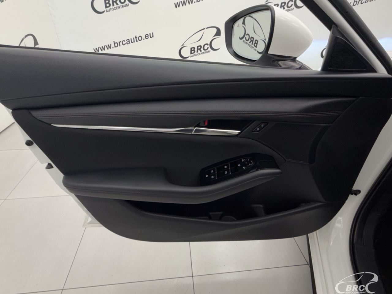 Mazda 3 | 18