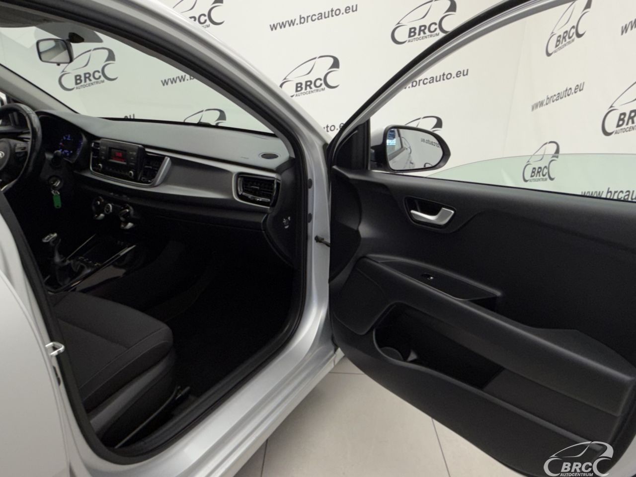 Kia Rio | 7