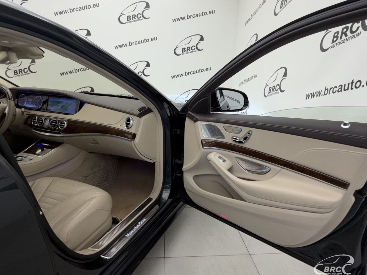 Mercedes-Benz S550 | 7