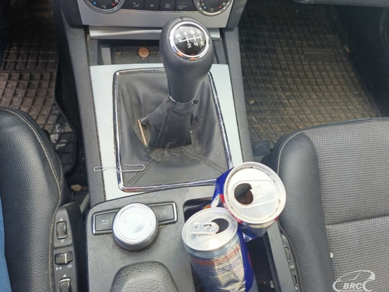 Mercedes-Benz C200 | 12