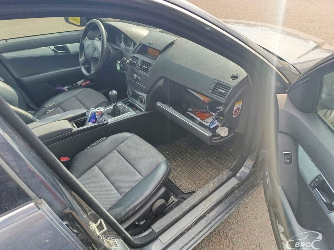 Mercedes-Benz C200 | 8