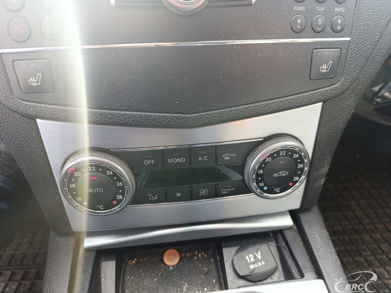 Mercedes-Benz C200 | 13